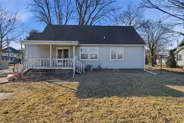 615 6th Street, Waukee, IA 50263