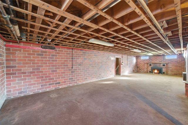 615 6th Street, Waukee, IA 50263