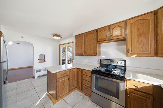 615 6th Street, Waukee, IA 50263