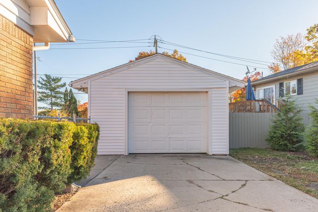 514 Mills Road, Saline City, MI 48176