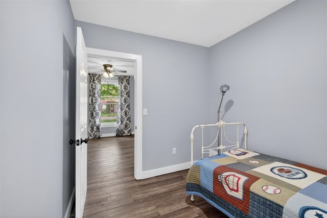 613 Hallett Street, Jackson, MI 49202