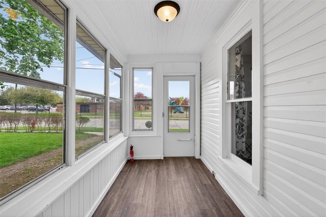 613 Hallett Street, Jackson, MI 49202