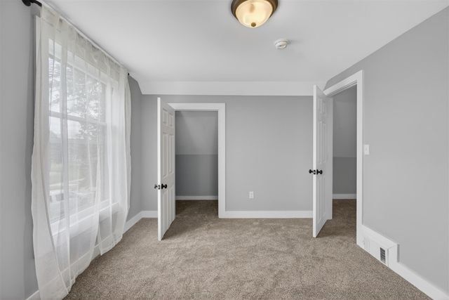 613 Hallett Street, Jackson, MI 49202
