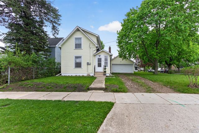 613 Hallett Street, Jackson, MI 49202
