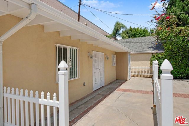 2153 Glendon Avenue, Los Angeles, CA 90025