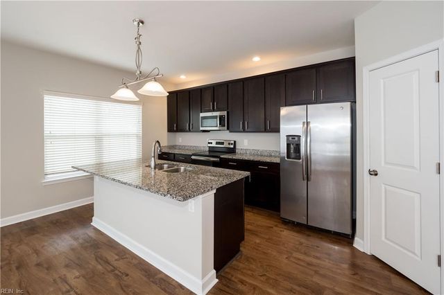 1101 Courage CT, Virginia Beach, VA 23451