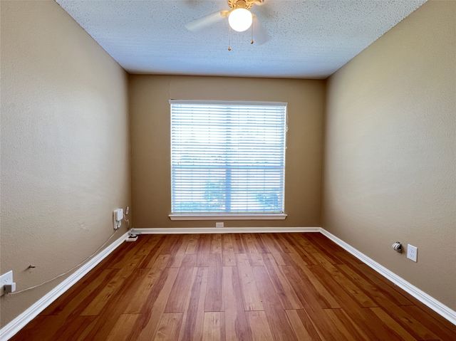 631 Stagecoach Drive, Oak Point, TX 75068