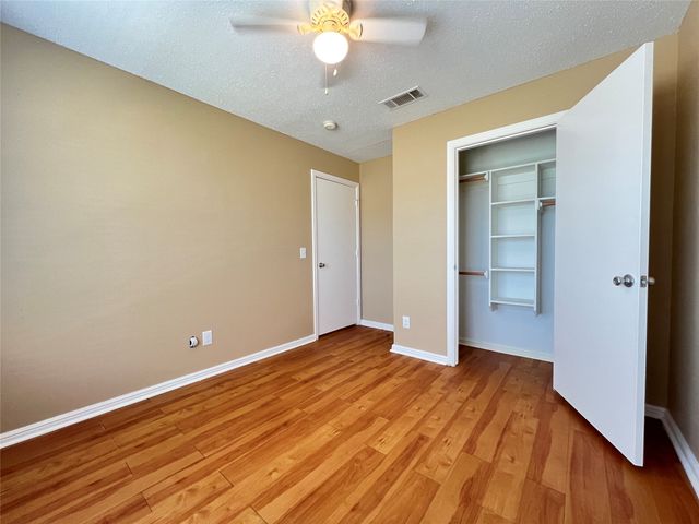 631 Stagecoach Drive, Oak Point, TX 75068