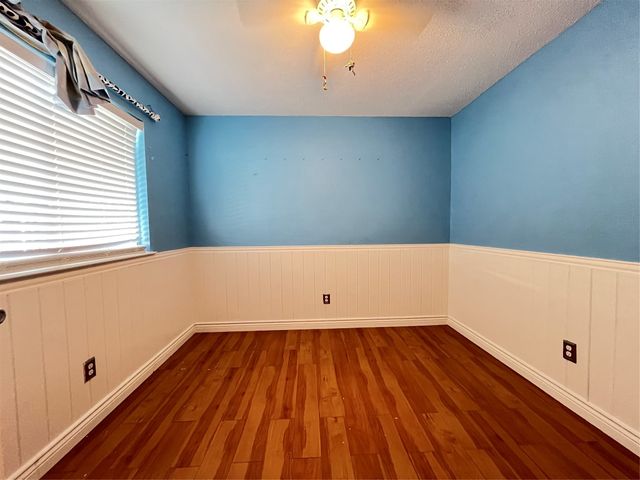 631 Stagecoach Drive, Oak Point, TX 75068