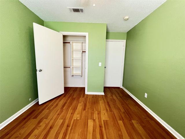 631 Stagecoach Drive, Oak Point, TX 75068