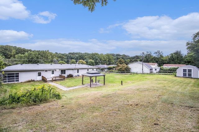 21460 Auten Road, South Bend, IN 46628