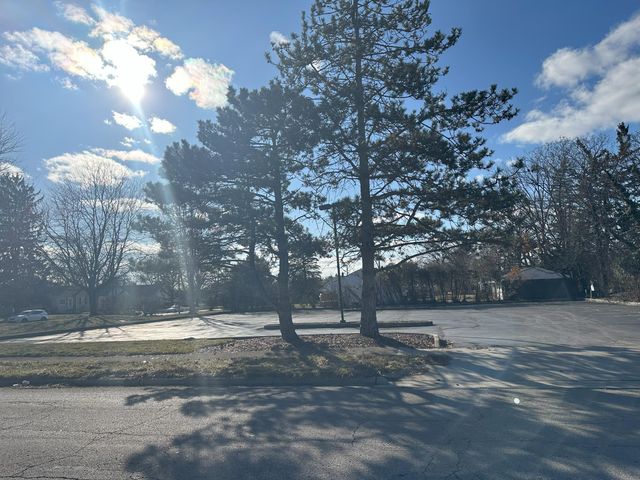 224 Morse Road, Columbus, OH 43214