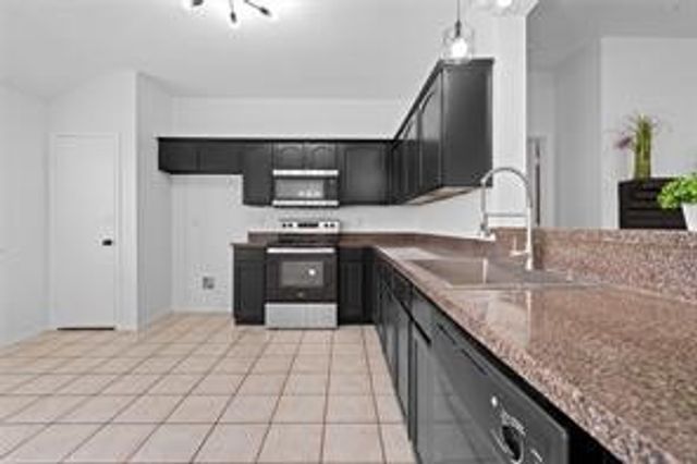 2821 Shelduck Drive, Mesquite, TX 75181
