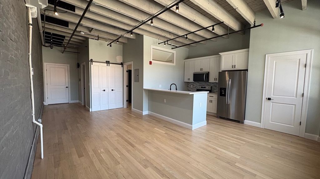 199 Market St. 2, Lowell, MA 01852
