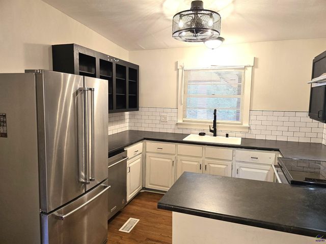 204 Springdale Drive, Warner Robins, GA 31088