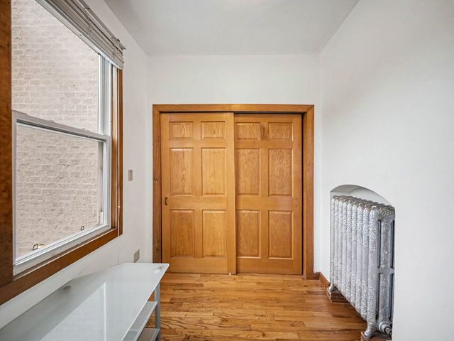 4749 N Dover Street, Chicago, IL 60640
