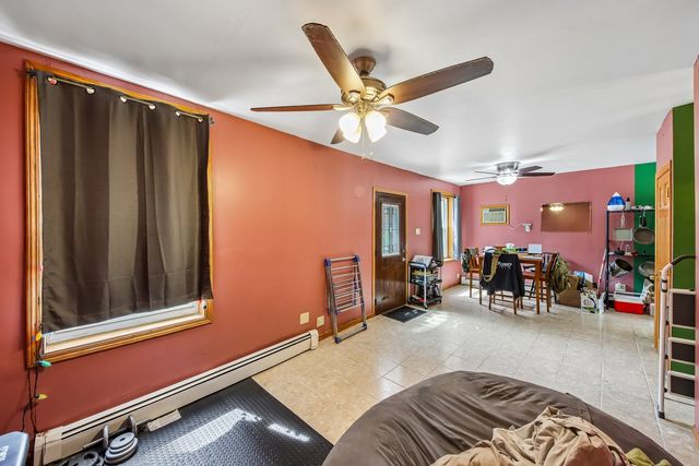 4749 N Dover Street, Chicago, IL 60640