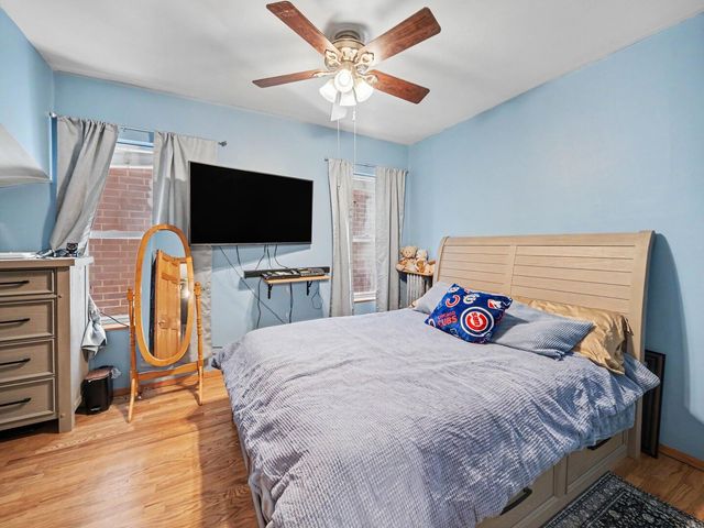 4749 N Dover Street, Chicago, IL 60640