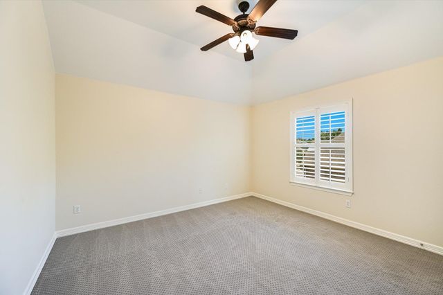 560 Aspen DR, Austin, TX 78737
