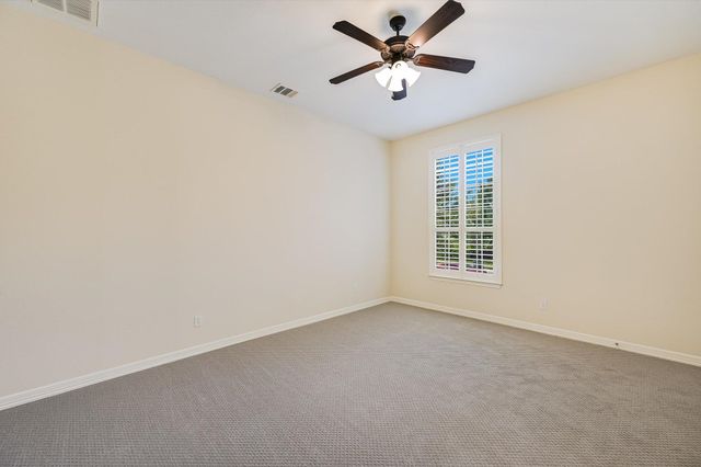 560 Aspen DR, Austin, TX 78737