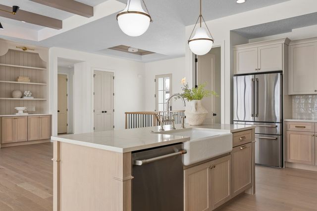 7131 Alvie Lane, Bettendorf, IA 52722