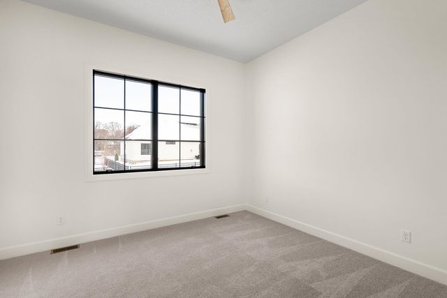 7131 Alvie Lane, Bettendorf, IA 52722