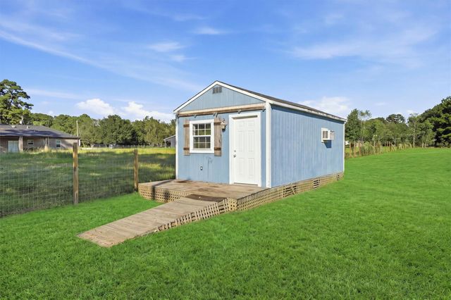 1930 County Road 2291, Cleveland, TX 77327