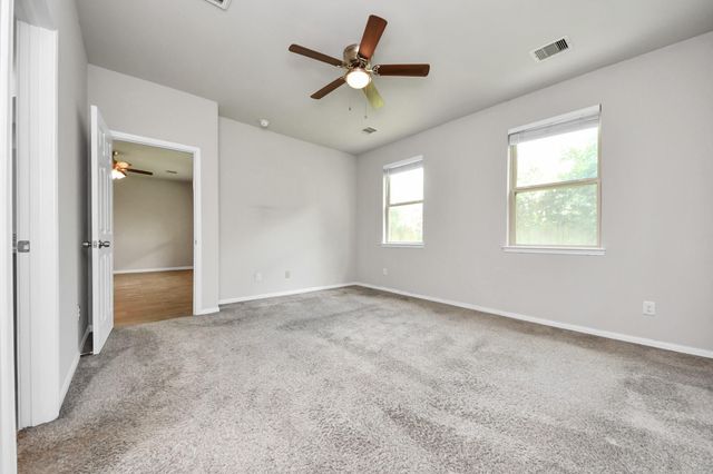 7806 King Street, Houston, TX 77028