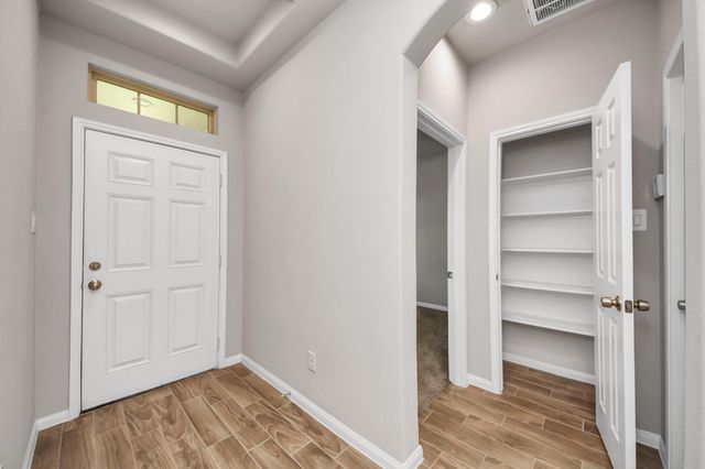 7806 King Street, Houston, TX 77028