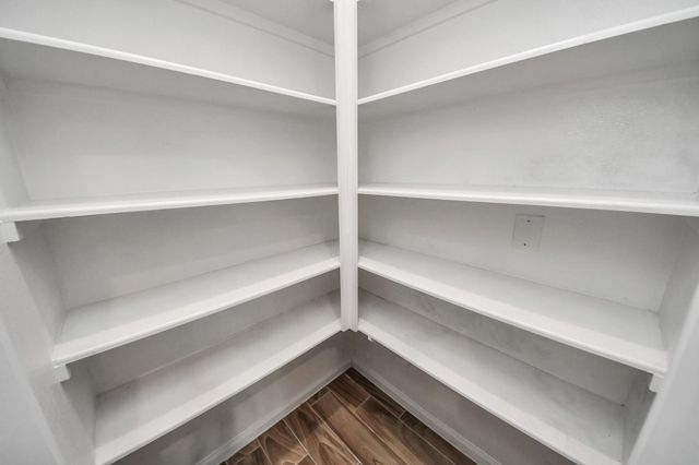 7806 King Street, Houston, TX 77028