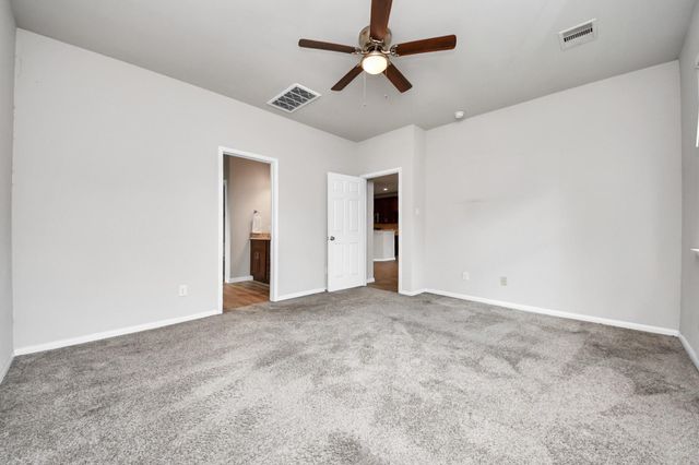 7806 King Street, Houston, TX 77028