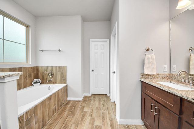 7806 King Street, Houston, TX 77028