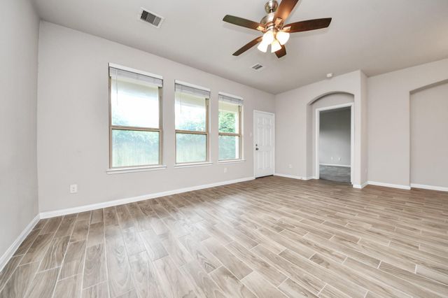 7806 King Street, Houston, TX 77028