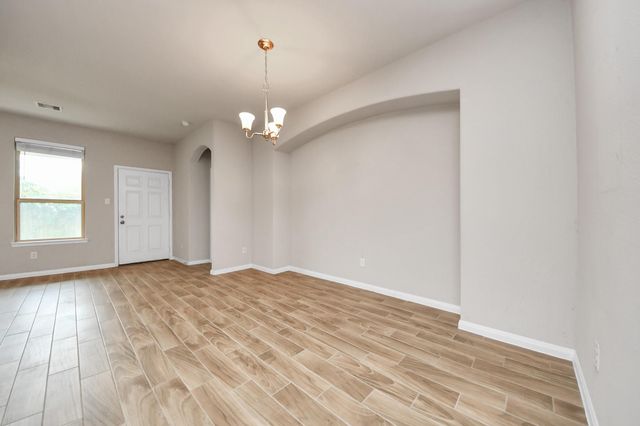7806 King Street, Houston, TX 77028
