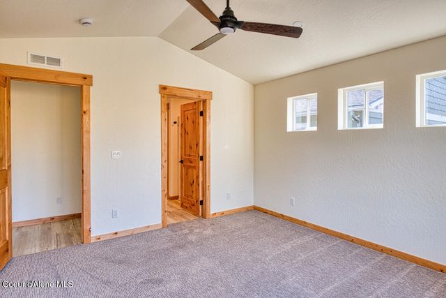 296 Jasper Loop, Ponderay, ID 83852