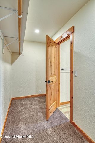 296 Jasper Loop, Ponderay, ID 83852