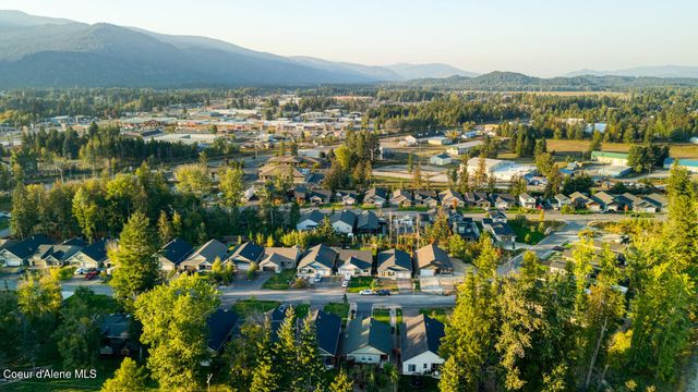 296 Jasper Loop, Ponderay, ID 83852