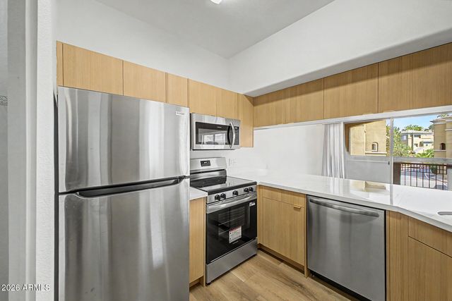 4644 N 22ND Street 2117, Phoenix, AZ 85016