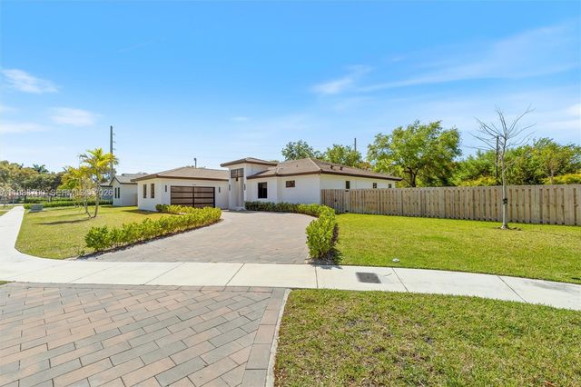 8230 SW 193rd Terrace, Cutler Bay, FL 33157