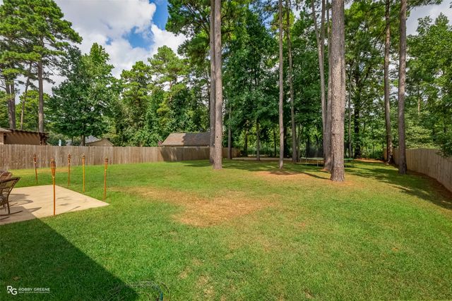 805 Grey Fox Circle, Haughton, LA 71037