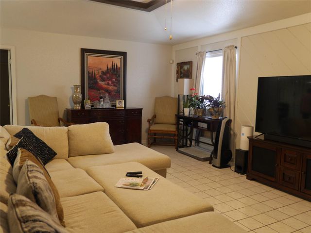 11562 Willwood Drive, Houston, TX 77072