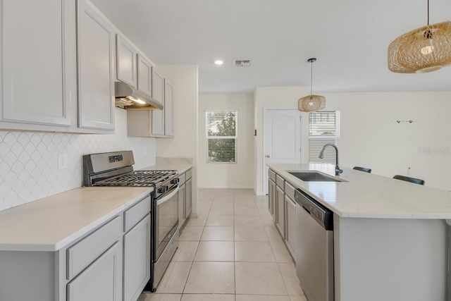 3429 CURLEW AVENUE, Leesburg, FL 34748