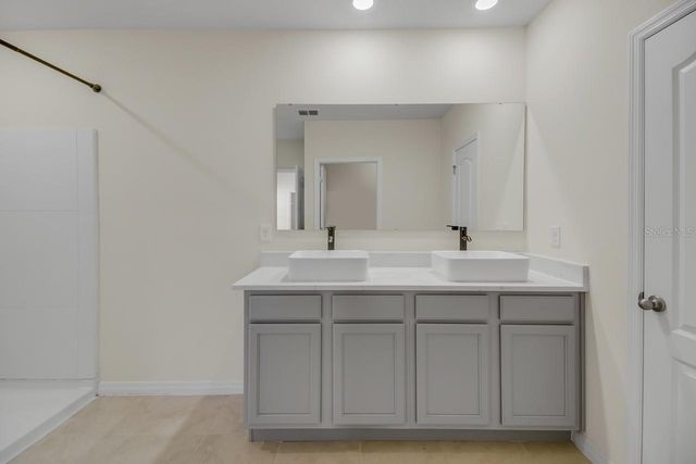 3429 CURLEW AVENUE, Leesburg, FL 34748