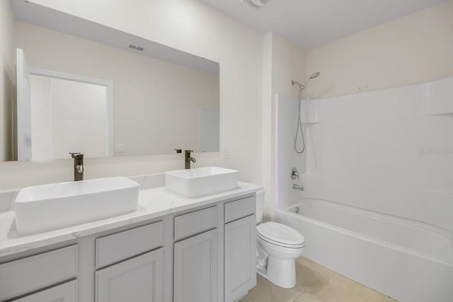 3429 CURLEW AVENUE, Leesburg, FL 34748