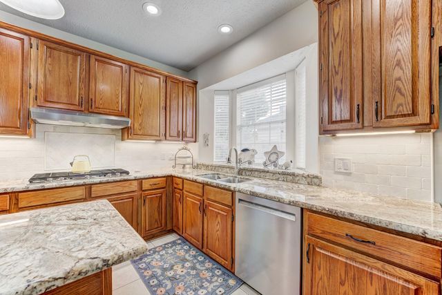 2810 Plantation Wood Lane, Missouri City, TX 77459