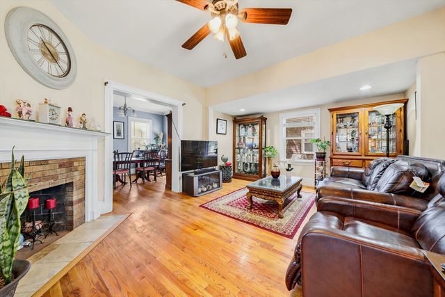 75 Walker St, Quincy, MA 02171