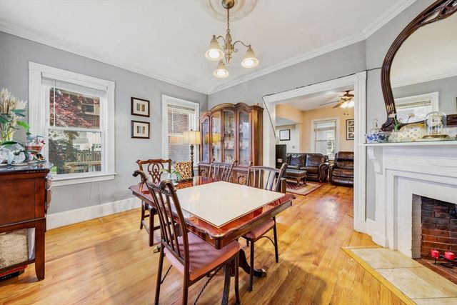 75 Walker St, Quincy, MA 02171