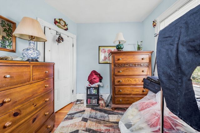 75 Walker St, Quincy, MA 02171