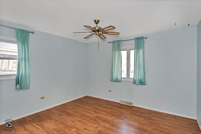 114 W Sumner Avenue, Peotone, IL 60468