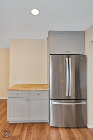 114 W Sumner Avenue, Peotone, IL 60468